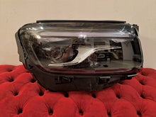 Laden Sie das Bild in den Galerie-Viewer, Frontscheinwerfer Mercedes-Benz W247 A2479068003 LED Rechts Headlight SCH7433770704ju