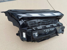 Laden Sie das Bild in den Galerie-Viewer, Frontscheinwerfer Skoda Enyaq IV 5LB941036 Rechts Scheinwerfer Headlight SCH4318502754ms