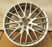 Laden Sie das Bild in den Galerie-Viewer, 1x Alufelge 20 Zoll 9.0&quot; 5x112 39ET Glanz 80A601025AB Audi Rim Wheel