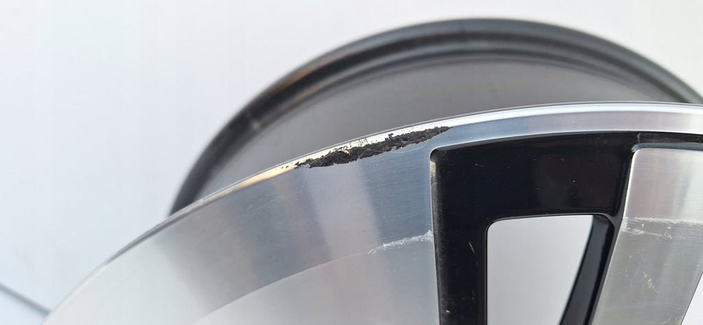 1x Alufelge 17 Zoll 7.0" 5x112 40ET Glanz Silber 3G0601025AM VW Passat B8 FEL1916516608at