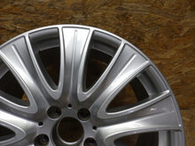 Laden Sie das Bild in den Galerie-Viewer, 1x Alufelge 18 Zoll 8.0&quot; 5x112 41ET A2224010902 Mercedes-Benz Rim Wheel