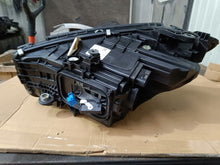 Laden Sie das Bild in den Galerie-Viewer, Frontscheinwerfer Mercedes-Benz W206 A2069062204 LED Rechts Headlight SCH2934687466hm