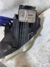 Load image into Gallery viewer, Frontscheinwerfer VW Passat D29E11600C Rechts Scheinwerfer Headlight SCH6722422628tg