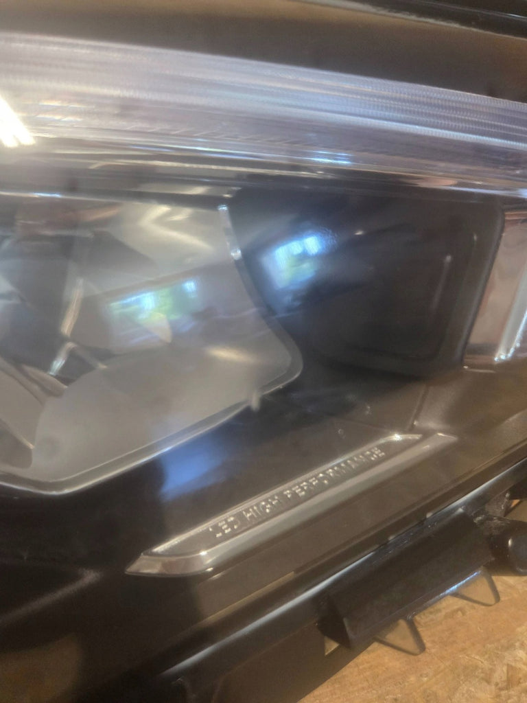 Frontscheinwerfer Mercedes-Benz Cla X118 C118 A1189062600 LED Rechts Headlight SCH8703084297wt