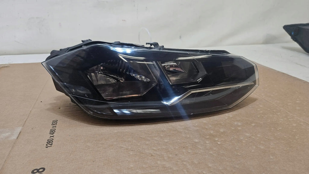 Frontscheinwerfer VW Polo 2G1941006 Rechts Scheinwerfer Headlight