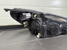 Laden Sie das Bild in den Galerie-Viewer, Frontscheinwerfer Ford Focus JX7B-13W030-CF LED Ein Stück (Rechts oder Links) SCH9511486872vt