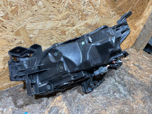 Load image into Gallery viewer, Frontscheinwerfer Mazda 2 Dj D09K-51030 Rechts Scheinwerfer Headlight SCH1541950422kw