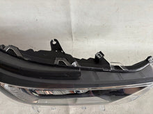 Laden Sie das Bild in den Galerie-Viewer, Frontscheinwerfer Toyota 81145-42840 LED Rechts Scheinwerfer Headlight SCH9415152601ei