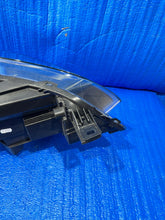 Load image into Gallery viewer, Frontscheinwerfer Ford Kuga LV4B-13E017-AS LV4B-13E016-AS Rechts oder Links SCH7134040164sn