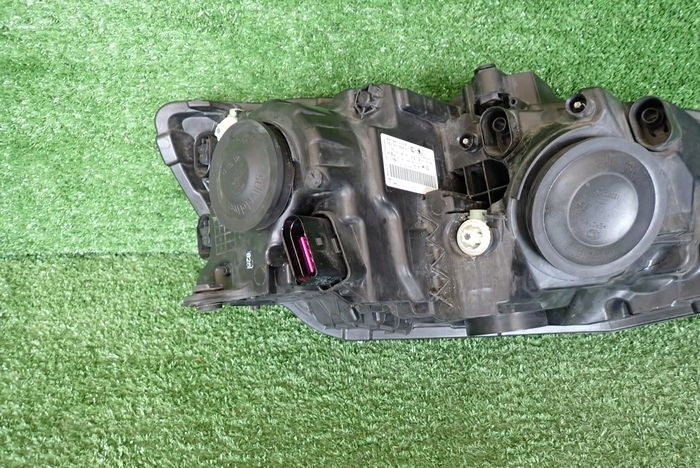 Frontscheinwerfer Skoda Fabia III 6V1941015B Ein Stück (Rechts oder Links)