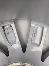 Laden Sie das Bild in den Galerie-Viewer, 1x Alufelge 17 Zoll 7.0&quot; 5x112 40ET 3V0601025C Skoda Superb Iii Rim Wheel