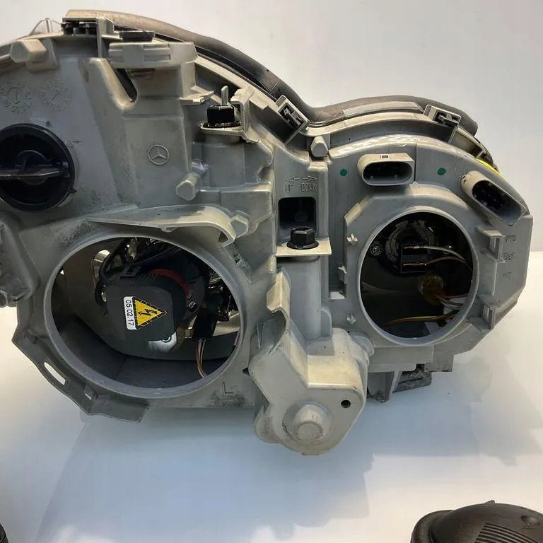 Frontscheinwerfer Mercedes-Benz A2038203761 0301166275 Xenon Links Headlight SCH5466099109yd