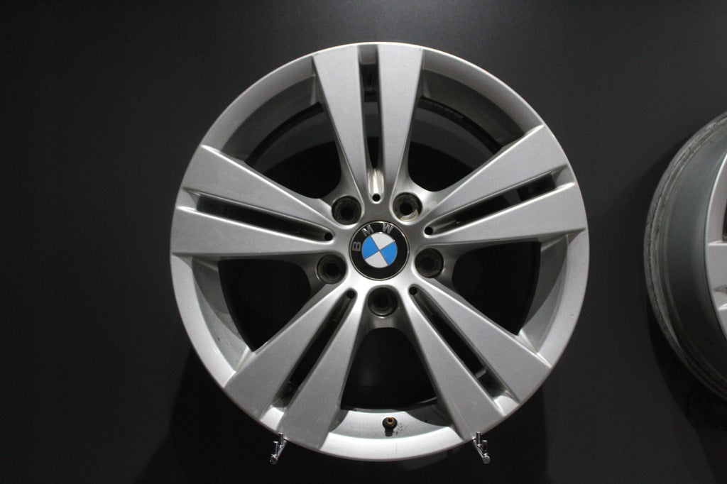 1x Alufelge 17 Zoll 8.0" 5x120 43ET Glanz Silber 6783285 BMW 1 Rim Wheel FEL8461538057bl