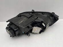 Laden Sie das Bild in den Galerie-Viewer, Frontscheinwerfer VW Touareg 7P1941034 Xenon Rechts Scheinwerfer Headlight