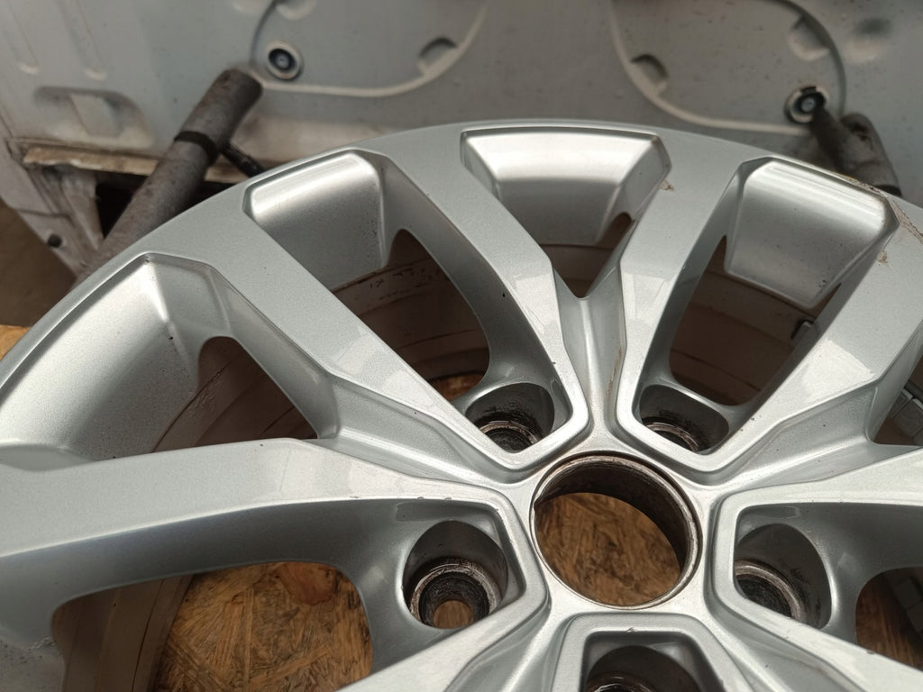 1x Alufelge 17 Zoll 7.0" 5x114.3 40ET Glanz Silber 403008177DC Renault Kadjar FEL5879948500td