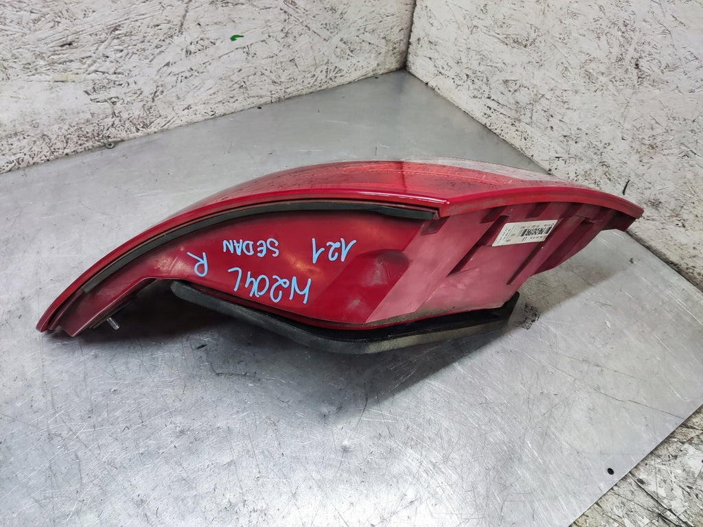 Rückleuchte Mercedes-Benz W204 2048205864 Rechts Rearlight