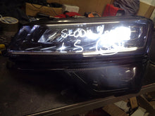 Load image into Gallery viewer, Frontscheinwerfer Skoda Karoq 57B941015B LED Links Scheinwerfer Headlight SCH6498420643ck