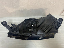 Laden Sie das Bild in den Galerie-Viewer, Frontscheinwerfer Skoda Fabia III 6V1941016F LED FALSE Scheinwerfer Headlight SCH9313583391iz