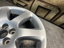 Load image into Gallery viewer, 1x Alufelge 17 Zoll 7.0" 5x100 45ET 42611-05260 Toyota Avensis Rim Wheel FEL8297577975sp