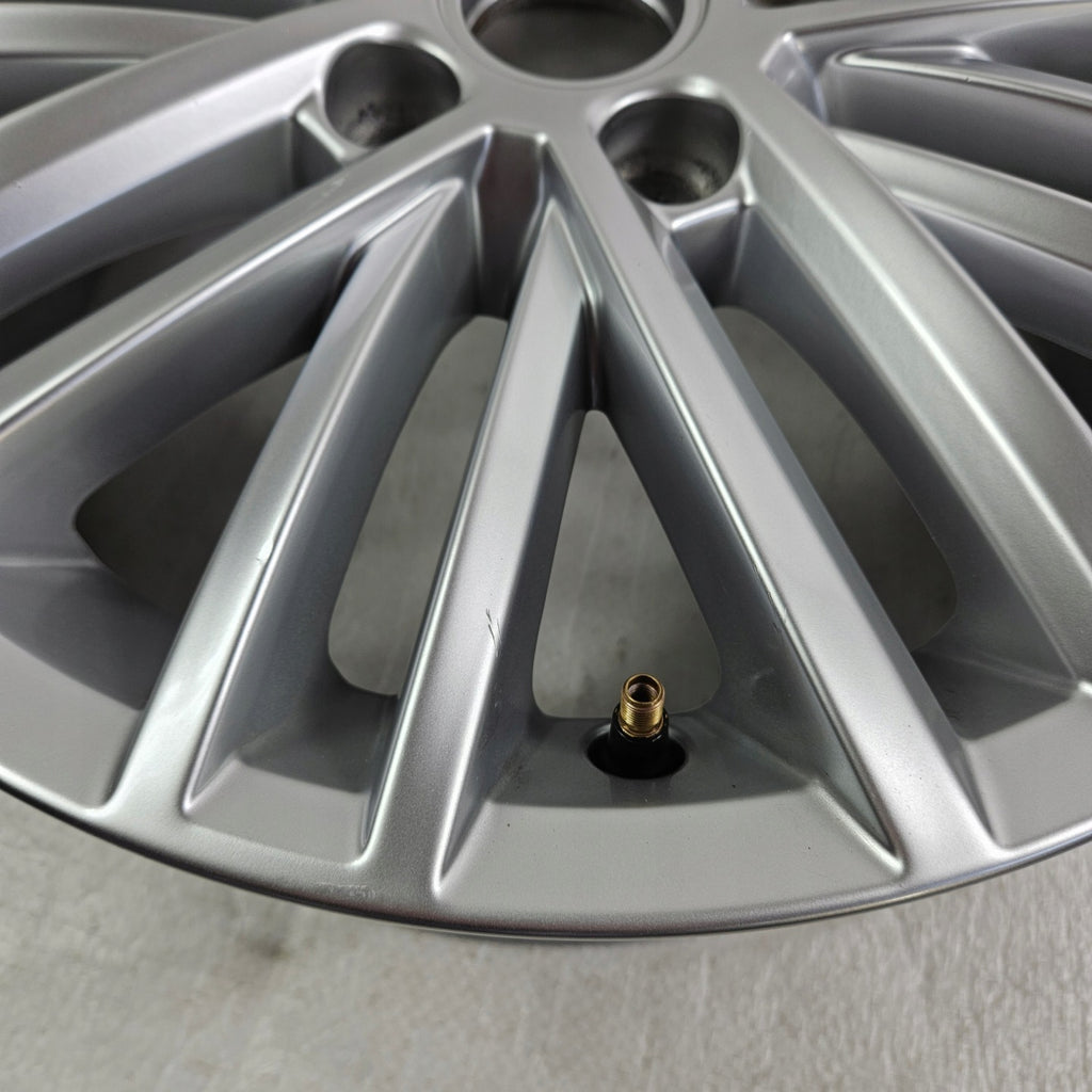 1x Alufelge 16 Zoll 6.5" 5x112 46ET 5G0601025AT VW Passat Touran Golf Caddy FEL8107623099uq