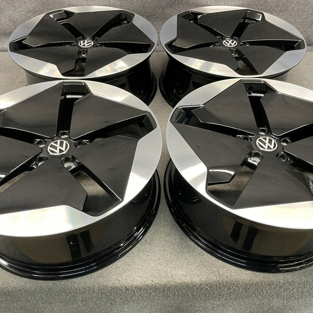 4x Alufelge 20 Zoll 7.5" 5x112 44ET Glanz Schwarz 10A601025B VW Id.3 E11 FEL3272940960gs