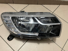 Laden Sie das Bild in den Galerie-Viewer, Frontscheinwerfer Dacia Duster 260108435R LED Rechts Scheinwerfer Headlight