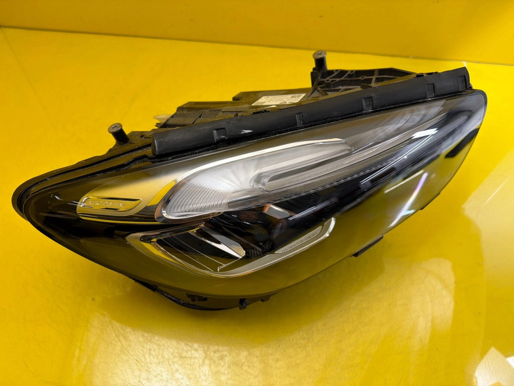 Frontscheinwerfer Mercedes-Benz W247 A2479062004 LED Rechts Headlight SCH1136445596hv