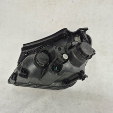 Laden Sie das Bild in den Galerie-Viewer, Frontscheinwerfer Kia Carens III 92102-1D0 Rechts Scheinwerfer Headlight