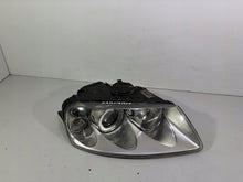 Laden Sie das Bild in den Galerie-Viewer, Frontscheinwerfer VW Touareg 12784343643 Rechts Scheinwerfer Headlight SCH2426481136tz