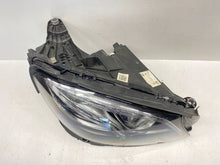 Laden Sie das Bild in den Galerie-Viewer, Frontscheinwerfer Mercedes-Benz W213 A2139069608 A2139062606 LED Rechts SCH6958267835nl