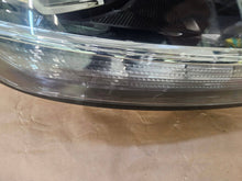 Laden Sie das Bild in den Galerie-Viewer, Frontscheinwerfer VW Golf VII 5G1941006D 1EB01306602 Xenon Rechts Headlight SCH6820629254hf