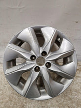 Load image into Gallery viewer, 1x Alufelge 16 Zoll 6.5" 4x100 44ET 403007678 Renault Clio IV 1 Rim Wheel FEL6742404994ge