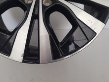 Laden Sie das Bild in den Galerie-Viewer, 1x Alufelge 18 Zoll 7.5&quot; 5x108 50,5ET Glanz 32209452 Volvo Xc60 Xc40 Rim Wheel