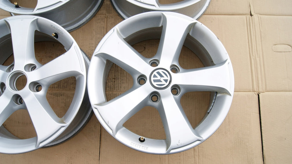 4x Alufelge 16 Zoll 6.5" 5x112 33ET Glanz Silber 7N0071496A VW Sharan Rim Wheel FEL4402676187ub
