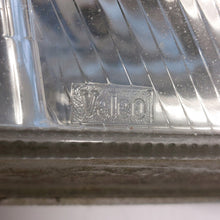 Laden Sie das Bild in den Galerie-Viewer, Frontscheinwerfer Renault 25 Rechts Scheinwerfer Headlight