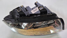 Laden Sie das Bild in den Galerie-Viewer, Frontscheinwerfer Audi A4 B6 89310249 Xenon Rechts Scheinwerfer Headlight