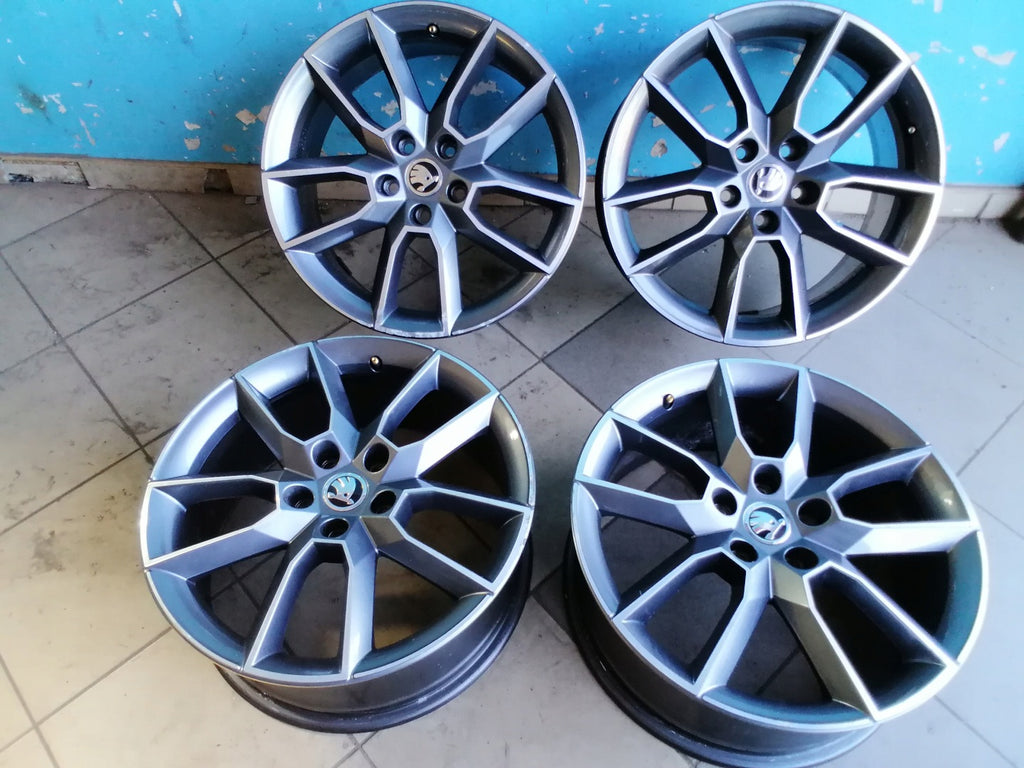 4x Alufelge 18 Zoll 7.5" 5x112 51ET 5E0601025 Skoda Superb I Rim Wheel FEL8810428979eu