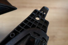 Load image into Gallery viewer, Frontscheinwerfer Opel Astra 39023763 39077807 LED Ein Stück (Rechts oder Links)