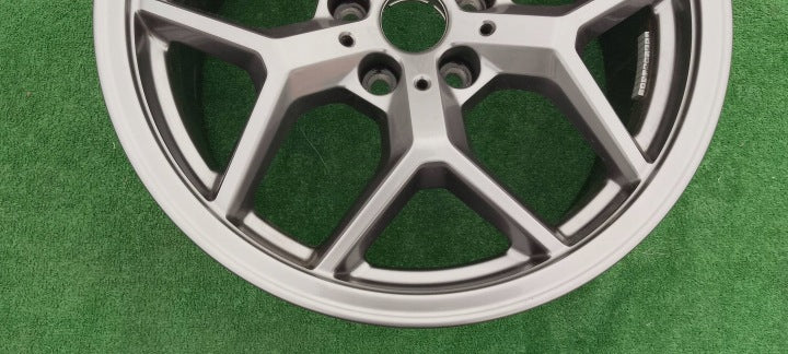 1x Alufelge 18 Zoll 5x112 5A324D5 BMW 5 G31 G30 Rim Wheel FEL6101438488ol