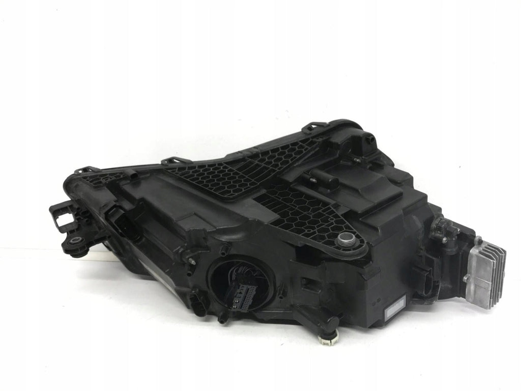 Frontscheinwerfer Skoda 3V1941015E 11502030001MDE9224301 Links Headlight SCH2609894892yo