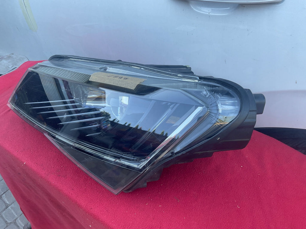 Frontscheinwerfer Skoda Superb 3V1941017A 1ZS01193941 Xenon Links Headlight SCH3343923436po