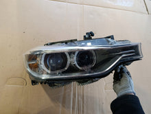 Laden Sie das Bild in den Galerie-Viewer, Frontscheinwerfer BMW 3 F31 7338702 Xenon Rechts Scheinwerfer Headlight SCH8917009112qv
