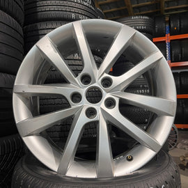 1x Alufelge 18 Zoll 7.0