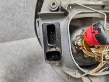 Laden Sie das Bild in den Galerie-Viewer, Frontscheinwerfer Mercedes-Benz W210 W210SCZ Xenon Links Scheinwerfer Headlight SCH8553389443ut