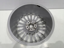 Load image into Gallery viewer, 1x Alufelge 18 Zoll 8.0" 5x112 39ET Glanz Silber 4K0601025C Audi A6 C8 Rim Wheel FEL2673642324zw