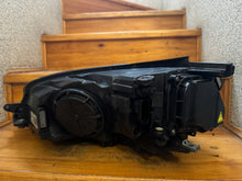 Load image into Gallery viewer, Frontscheinwerfer VW Golf VII 90024306 Rechts Scheinwerfer Headlight SCH2613391288po