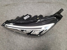 Laden Sie das Bild in den Galerie-Viewer, Frontscheinwerfer Opel Crossland X 39153431 LED Links Scheinwerfer Headlight SCH6542380560au