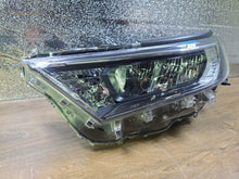 Load image into Gallery viewer, Frontscheinwerfer Toyota V LED Links Scheinwerfer Headlight SCH8730303193en