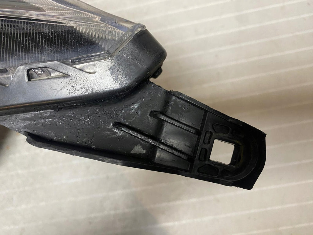 Frontscheinwerfer Mitsubishi Eclipse Cross I W3153 LED FALSE Headlight SCH1261493145su