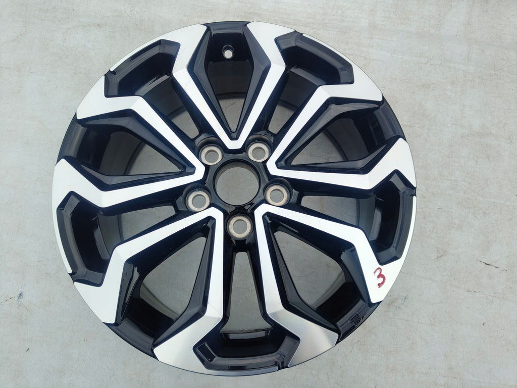 1x Alufelge 17 Zoll 7.0" 5x114.3 50ET 42611-0DK70 Toyota Yaris Cross Rim Wheel FEL1369374379cd